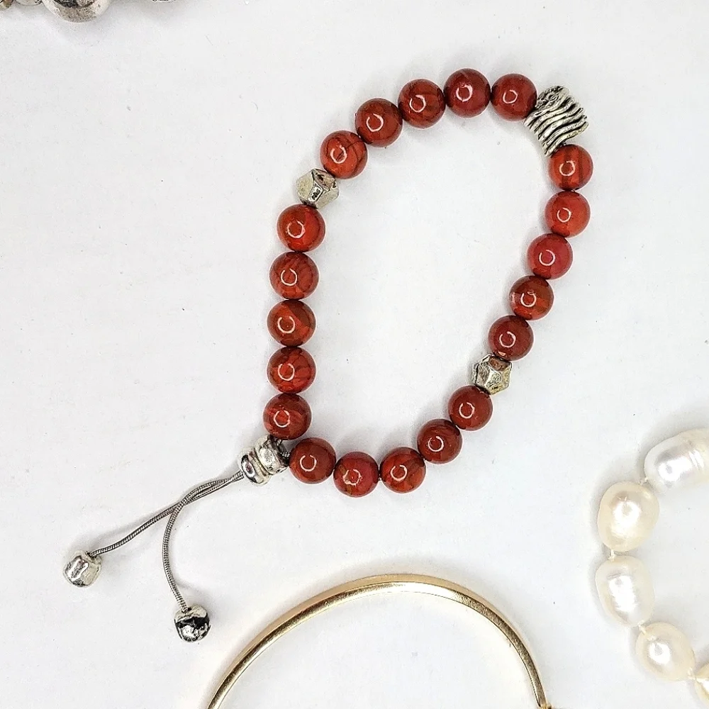 Set of 6 plus size fashion bracelets.